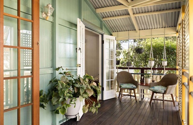 Central, cozy, yard - Bedroom 2