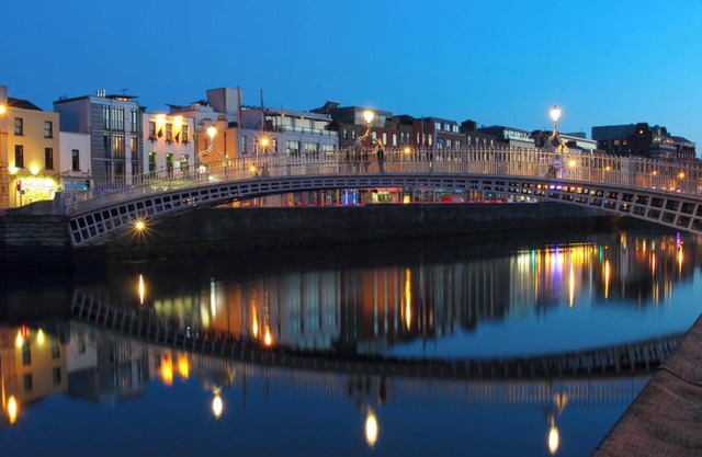Central Dublin Stay 1 Bedroom Apartment Sleeps 4