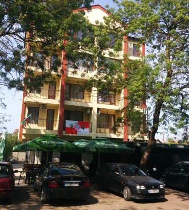 Central Park Family Hotel