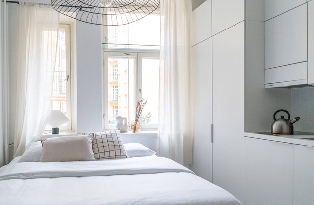 Central studio with spacious bathroom