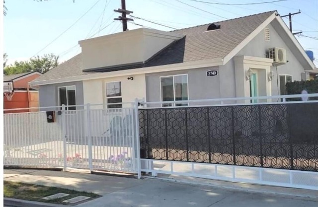 CENTRAL2EVERYTHING🔥 LITERALLY BRAND NEW HOUSE