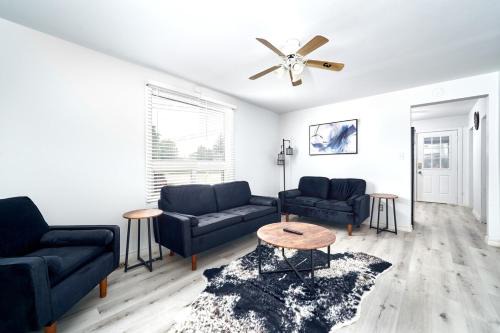 Centrally located 3BDRM home in CityCore!