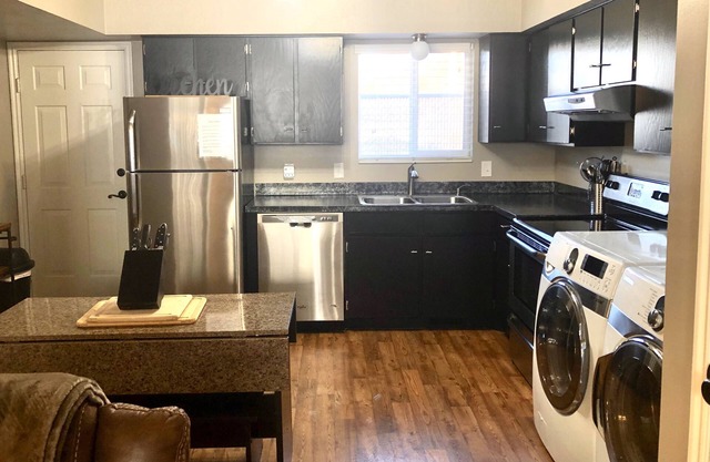 Centrally Located Between Ogden and Salt Lake City! 5 minutes to HAFB!