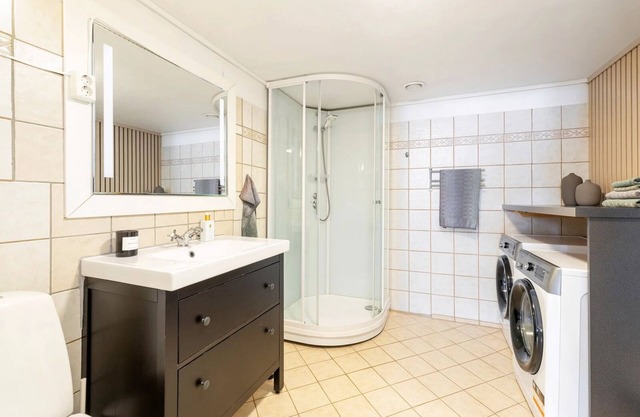 Centrally located in Kvadraturen with 3 large bedrooms, balcony and parking space