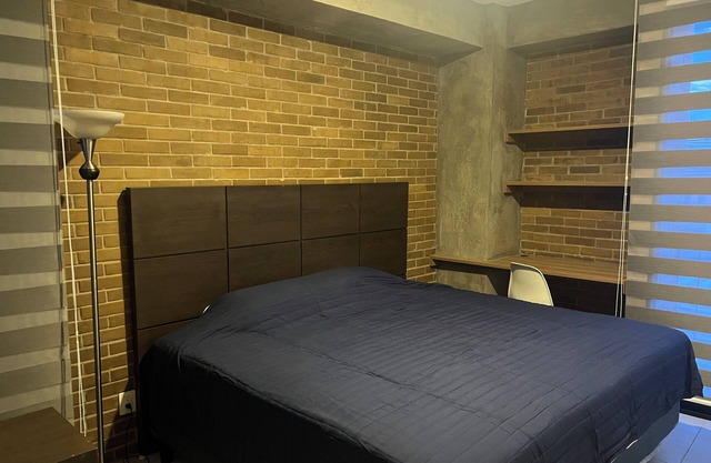 Centrally located apartment with parking