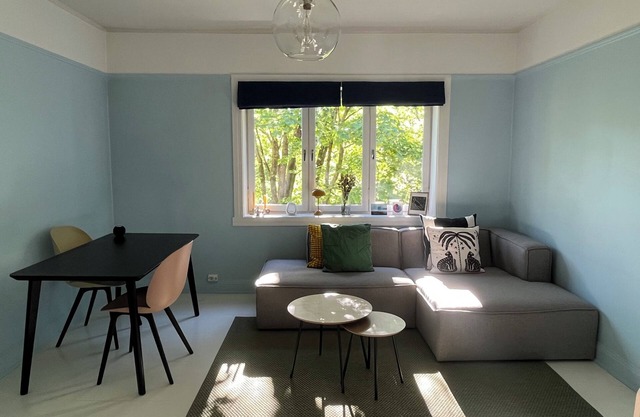 Centric 1-bedroom apartment right by Hallénparken