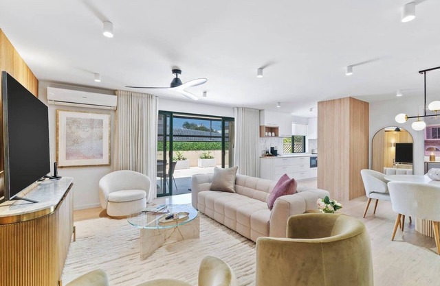 Cest Mermaid A Stunning Beachside Escape