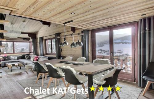 Chalet 4 étoiles, proche pistes, superbe vue