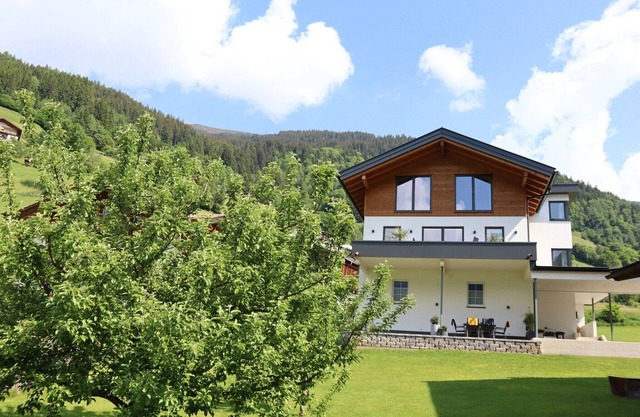 Chalet in Bramberg near Wildkogel Arena