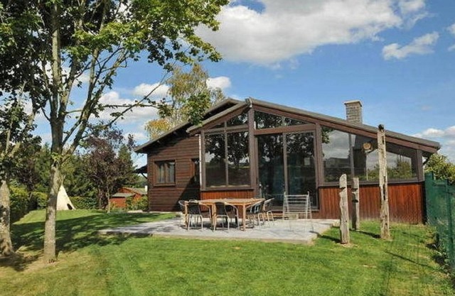 Chalet in Durbuy with Jacuzzi & Garden