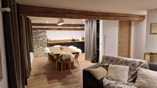 Chalet Serine - Élégance au coeur des 3 Vallées - Duplex pour 6