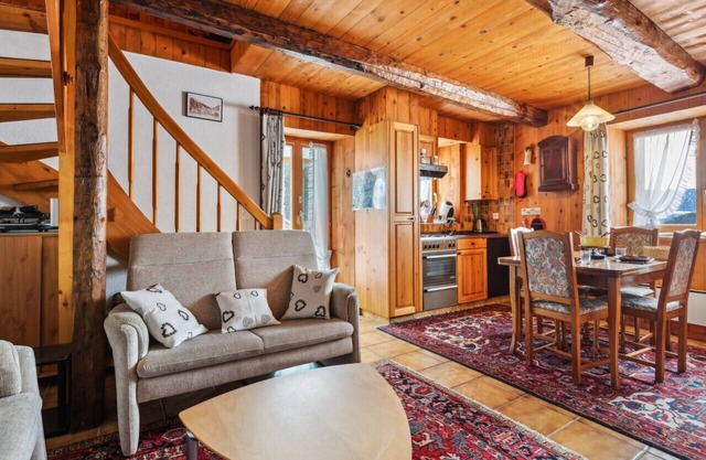 Chalet Spacieux et Pittoresque