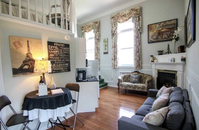 Chambre D'amour (suite) | The Jypsy Inn