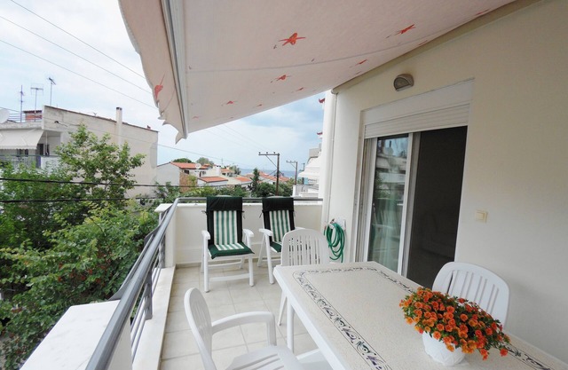 Chanioti Upscale 3 Bed Condo by Seaside