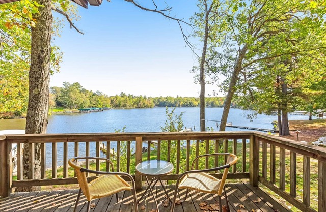 Chanticleer Inn Villa 6