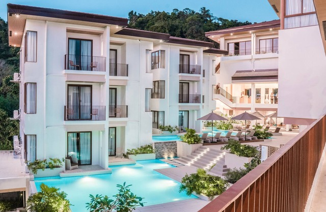 Charlie's El Nido