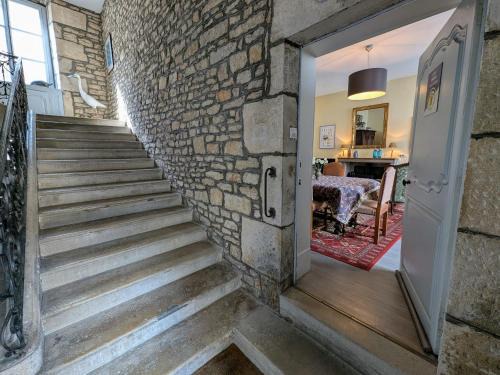 Charmant appartement historique à Vesoul, avec WIFI et parking - FR-1-583-508