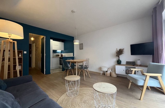 Charmant Studio-cabine Proche mer et Centre Ville