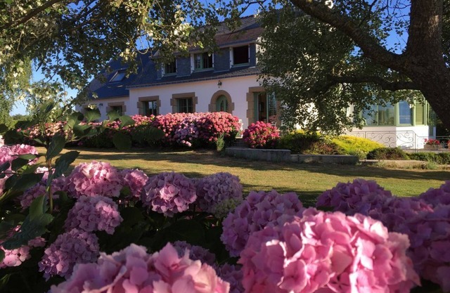 Charmante Maison Bretonne Traditionnelle à Deux Pas des Plages