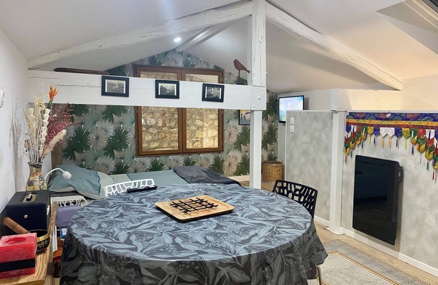 Charment studio installé dans une grange