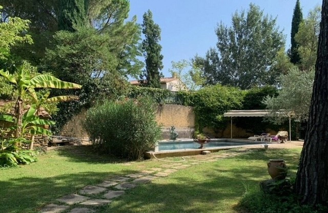Charming village house with garden and private pool in Provence