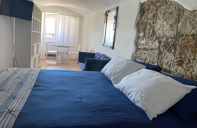 Charming 1-bedroom, 1-living room apartment with WiFi, AC in gorgeous Palermo