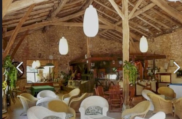 Charming 1-bedroom resort with WiFi, AC in fantastic Gavaudun