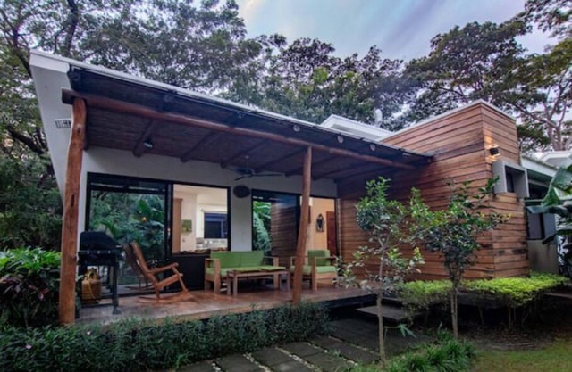 Charming 2 bd golf apartment 5 min from Colorado wave- Iguana-EC1