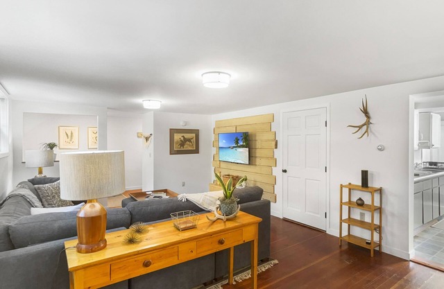 Charming 2 Bedroom Apartment Downtown In Vibrant Bozeman