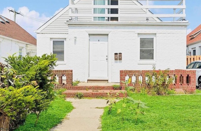 Charming 2-bedroom house in fantastic Long Beach with WiFi