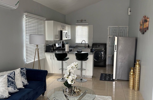 Charming 2bedroom home in gated community close to Hellshire beach.