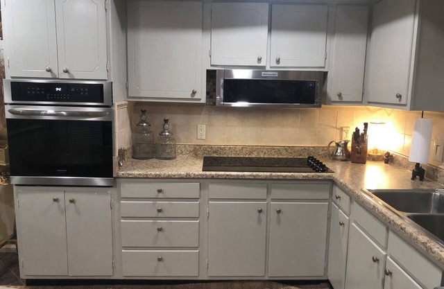 Charming 3-bedroom house with fitness room and AC in Lexington