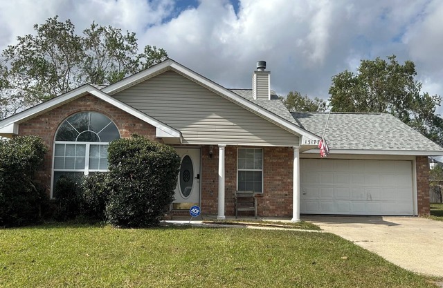 Charming 3-bedroom house with WiFi and AC in delightful Gulfport