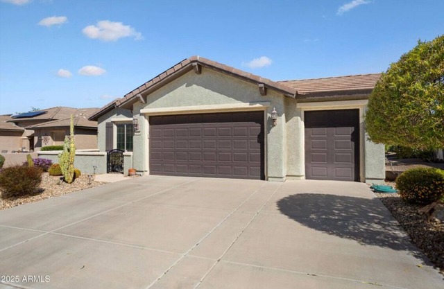 Charming 3-bedroom house in lovely Buckeye with private pool