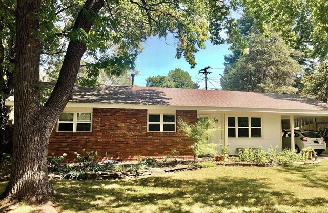 Charming 3-bedroom house in Fayetteville