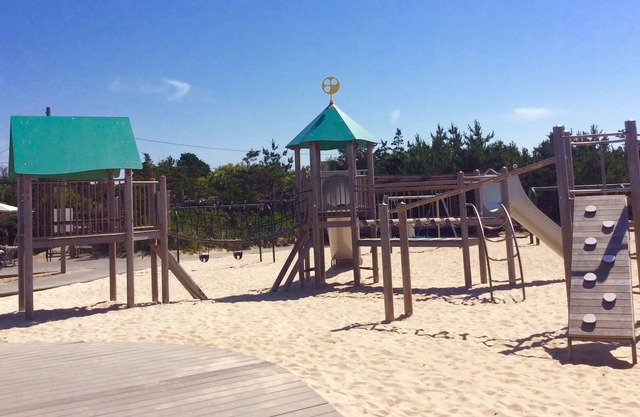 Charming 4 bedroom Beach House on Fire Island