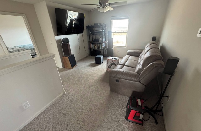 Charming 4-bedroom house with AC and WiFi in fabulous Kingman