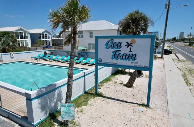 Charming Beach Retreat | Thunder Beach Wkend Open