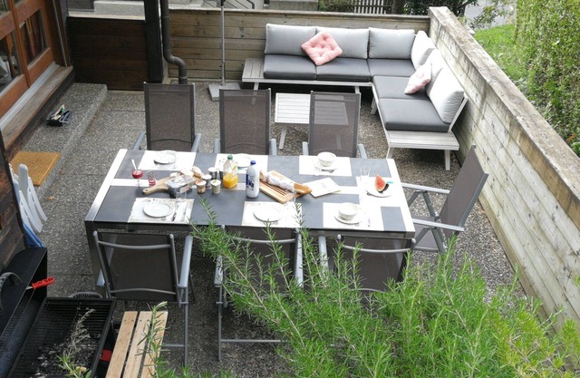 charming chalet - 4 bedrooms - 10 people - near shuttle