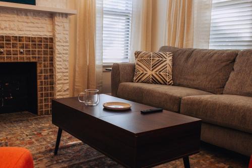 Charming Columbia Tusculum Stay Near Downtown Area