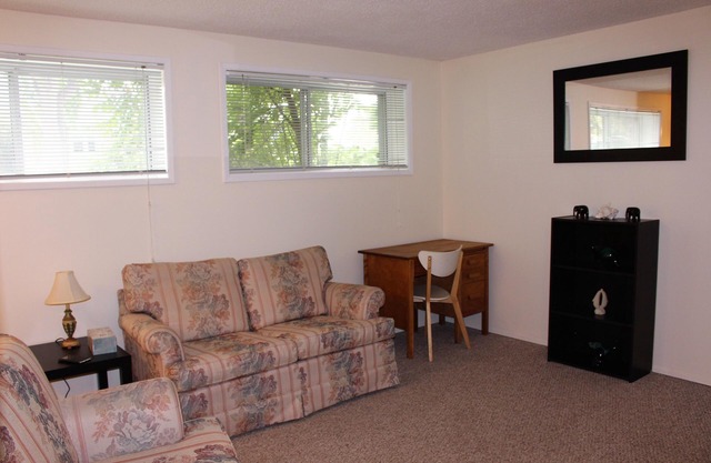 Charming & Convenient Cozy Suite - Close to DT!