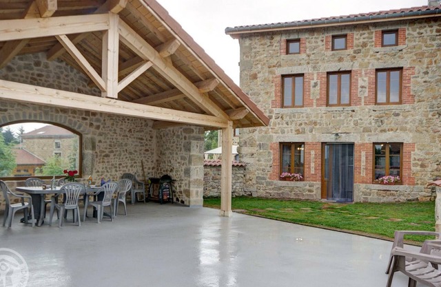 Charming Cottage for 6, Nature & Comfort