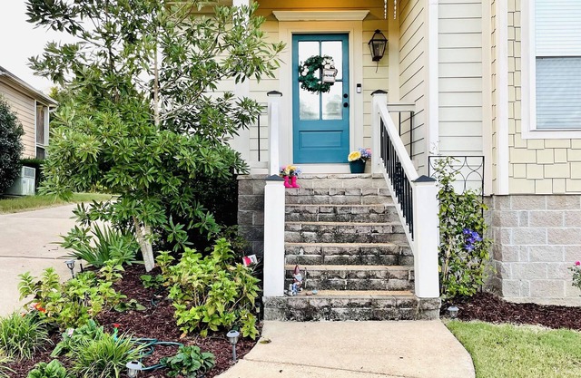 Charming Cottage, minutes to stadium