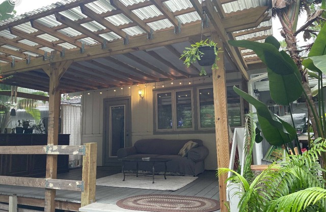 Charming Countryside 1 bedroom 1bathroom in fabulous Jupiter Farms