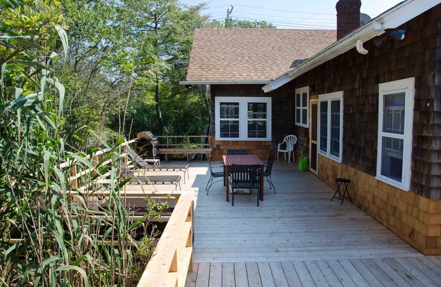 Charming Fire Island Home - Seaview