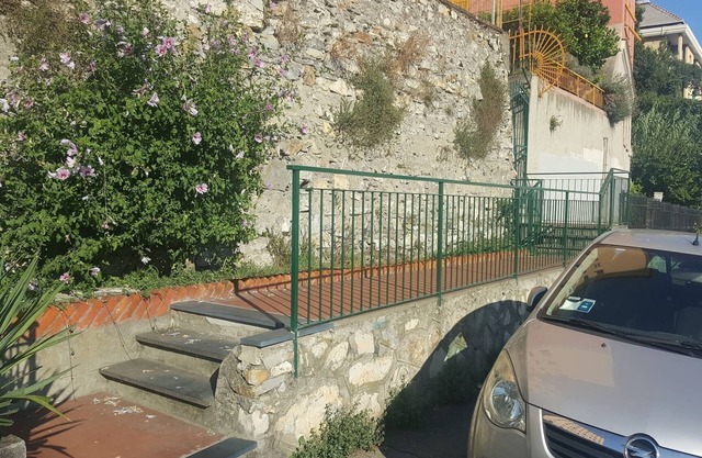 Charming Genovese Retreat in Borgoratti District