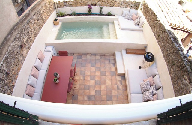 Charming house in the Costa Brava with pool