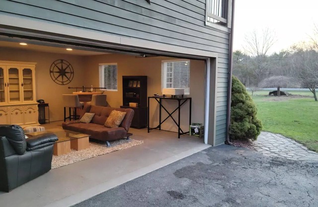 Charming Hideaway Catskill Mountains - Pool/Hottub