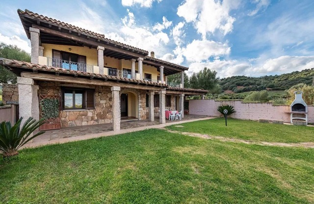 Charming holiday home near La Caletta beaches