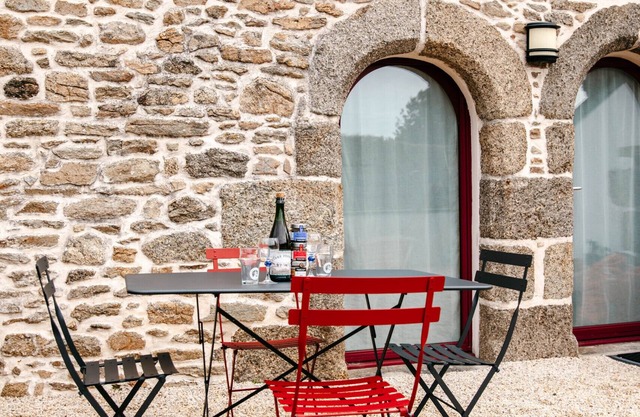 Charming house for 2, 400m from Saint-Cava